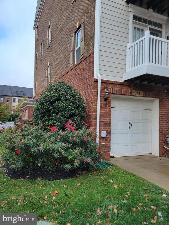 property at 13731 Air and Space Museum Pkwy