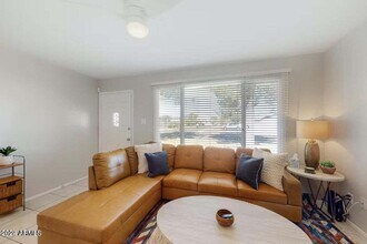 737 E Papago Dr in Tempe, AZ - Building Photo - Building Photo