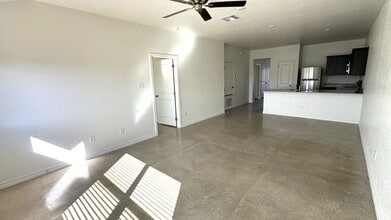 1209 Lehmann in Copperas Cove, TX - Foto de edificio - Building Photo