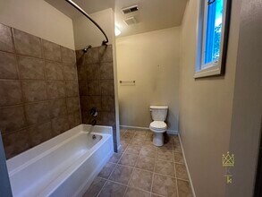16 Melbourne St-Unit -1 in Boston, MA - Building Photo - Building Photo