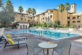 Santa Palmia at Palm Valley in San Jose, CA - Foto de edificio - Building Photo
