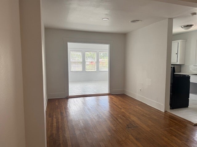 property at 1631 Bonnie Brae St