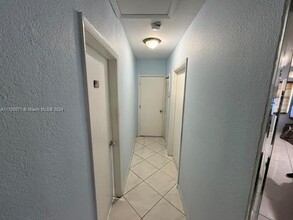 7210 SW 5th Ter in Miami, FL - Building Photo - Building Photo