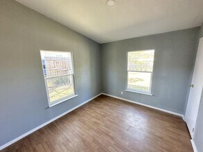 907 Florence Rd in Killeen, TX - Building Photo - Building Photo