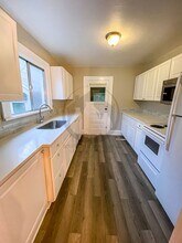 1335 18th St NE in Salem, OR - Building Photo - Building Photo