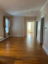 114 Byron St in Boston, MA - Building Photo - Building Photo