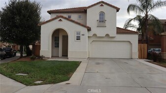 3722 Almansa Way in Perris, CA - Building Photo