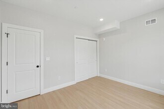 520 W Susquehanna Ave in Philadelphia, PA - Building Photo - Building Photo