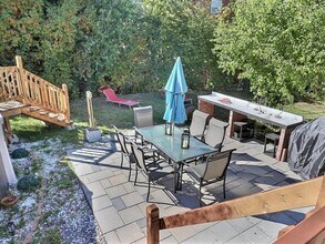 75 Rue des Camelias in Gatineau, QC - Building Photo - Building Photo