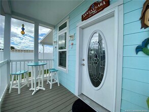 142 NE Coastal Dr in Ocean Breeze, FL - Building Photo - Building Photo