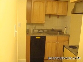 89-91 Hancock St., Unit 2 in Cambridge, MA - Foto de edificio - Building Photo