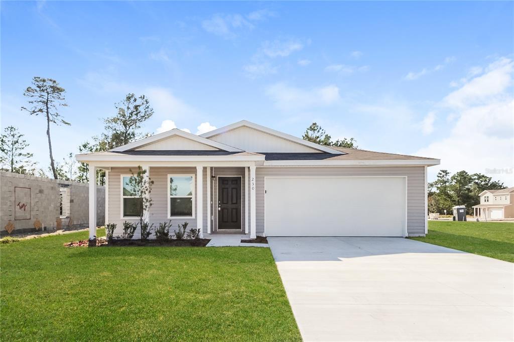 230 Hyacinth Ct in Poinciana, FL - Building Photo