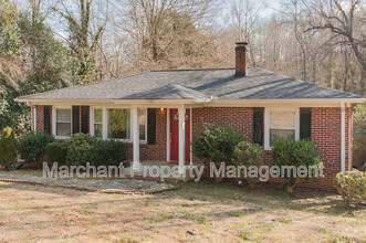 116 Creek Shore Dr in Greenville, SC - Building Photo - Building Photo