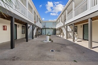 918 Winnie St in Galveston, TX - Building Photo - Building Photo