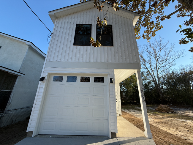 2003 Forest Ave in North Charleston, SC - Building Photo - Building Photo