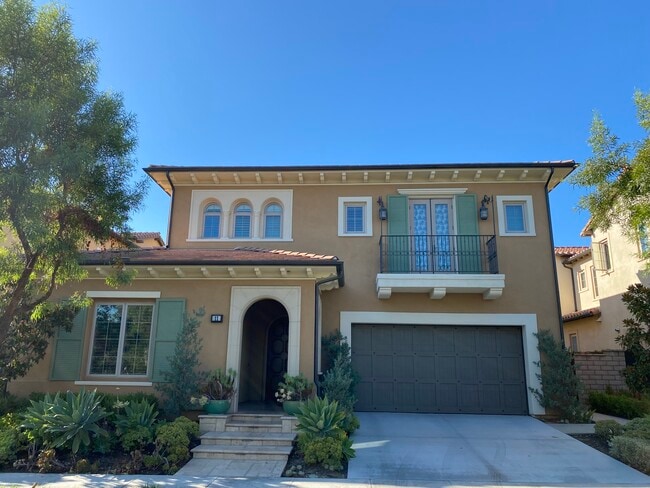 11 Zephyr in Irvine, CA - Building Photo - Building Photo