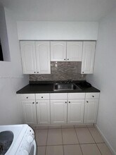 1240 NE 12th Ave in Fort Lauderdale, FL - Building Photo - Building Photo