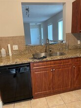 4785 SW 62nd Ave in Davie, FL - Building Photo - Building Photo