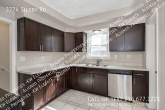 3774 Silsby Rd in University Heights, OH - Building Photo - Building Photo