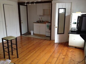 15 Pleasant St in Orono, ME - Building Photo - Building Photo