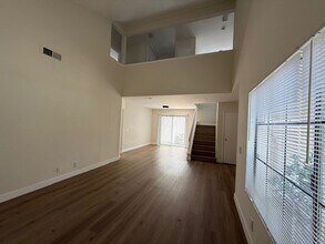 30 Briarglen in Irvine, CA - Building Photo - Building Photo