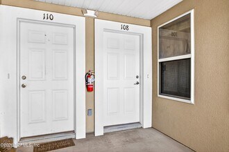 8188 Cabin Lake Cir in Jacksonville, FL - Building Photo - Building Photo