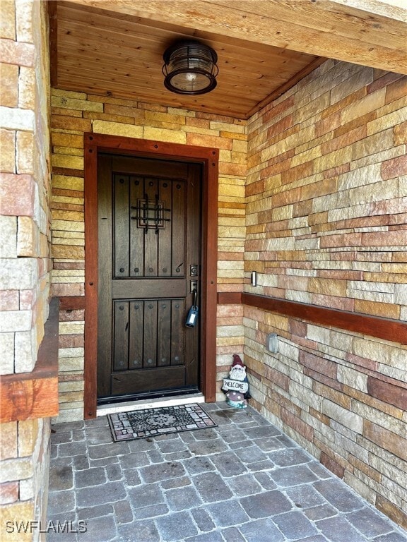property at 2744 39th Ave NE