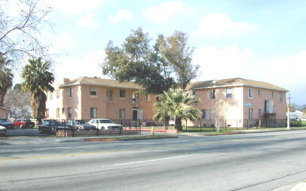 1322 N E St in San Bernardino, CA - Building Photo - Building Photo