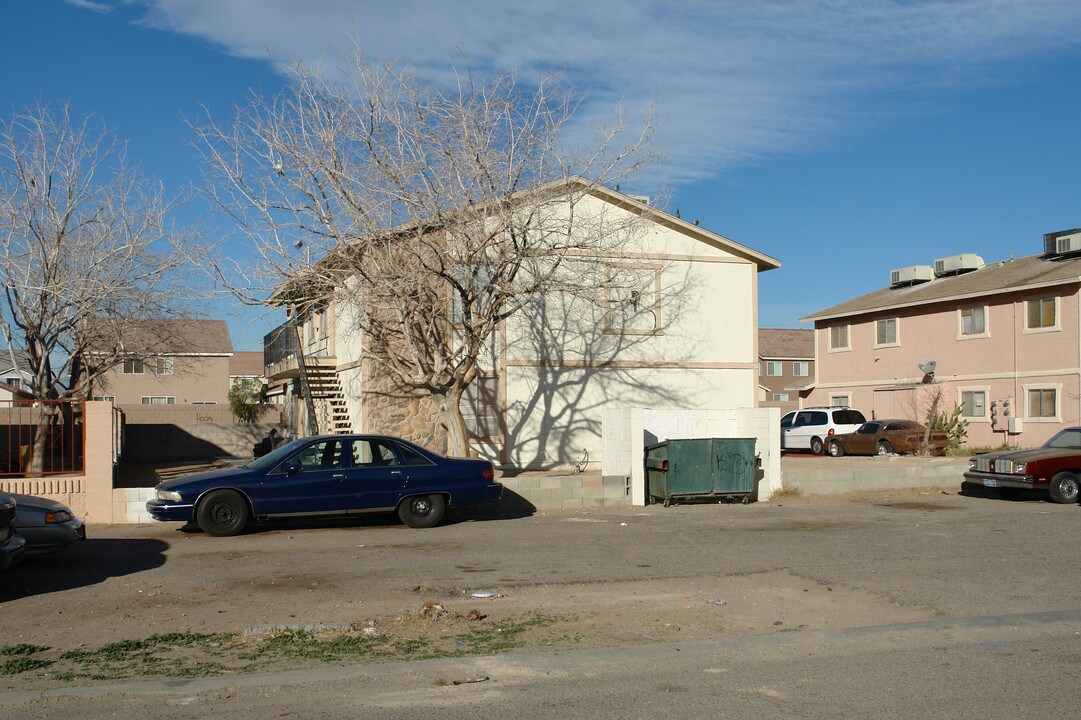 1869 Bartoli Dr in Las Vegas, NV - Building Photo