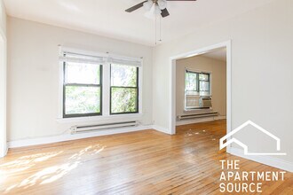 732 W Roscoe St in Chicago, IL - Building Photo - Building Photo