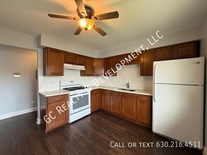 1044 S York Rd in Bensenville, IL - Building Photo - Building Photo