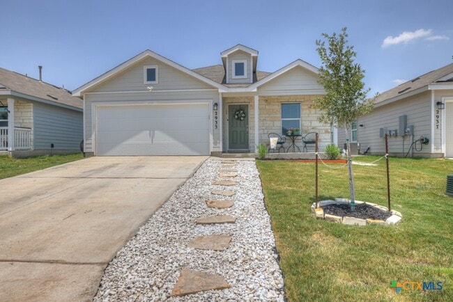 property at 2933 Green Finch
