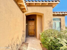 5926 N Campo Abierto, Unit 2F in Tucson, AZ - Building Photo