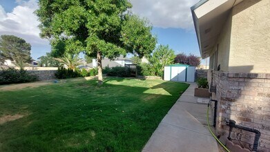 2308 Alan Duncan Ln in El Paso, TX - Foto de edificio - Building Photo
