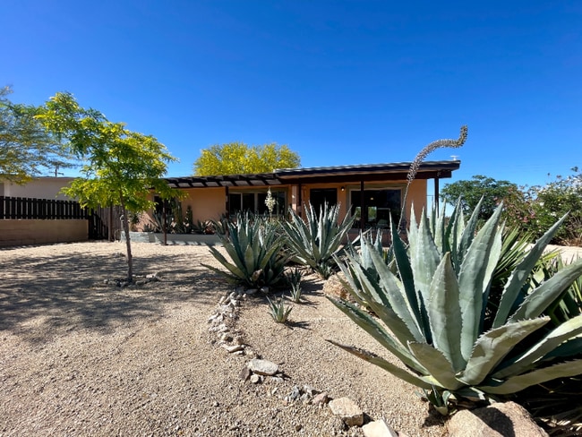 71590 Juanita Dr in Twentynine Palms, CA - Foto de edificio - Building Photo