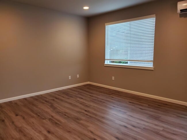 6909 Delaney Ln NE in Lacey, WA - Building Photo - Building Photo