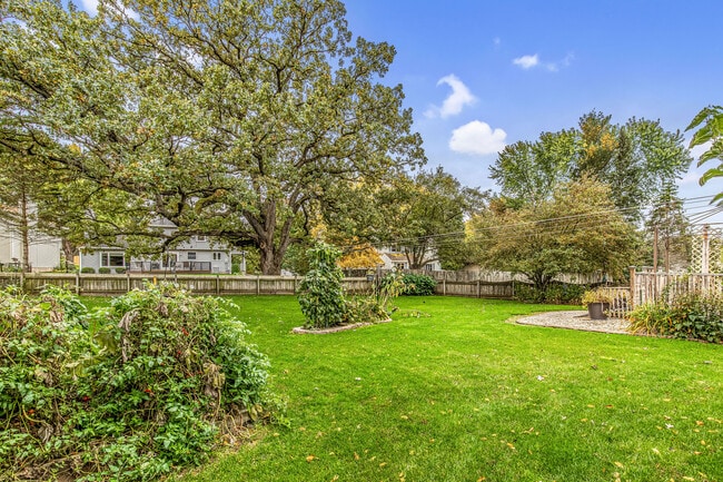 property at 5807 Black Walnut Dr