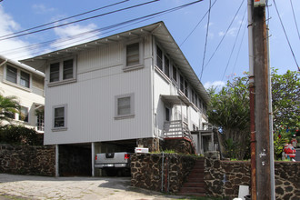 1561 Miller St in Honolulu, HI - Foto de edificio - Building Photo