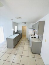 304 S 14th St in Fort Pierce, FL - Building Photo - Building Photo