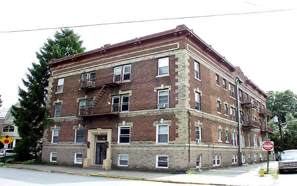 42 Park Ave in Bloomfield, NJ - Foto de edificio - Building Photo