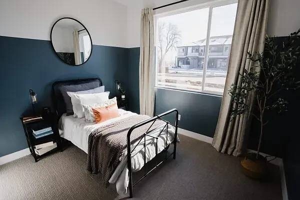 property at 837 S 200 E