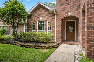 1927 Enchanted Park Dr in Spring, TX - Building Photo - Building Photo