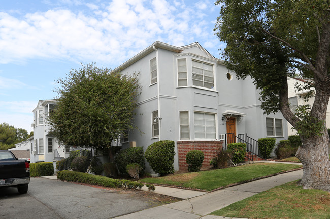 455 Midvale Avenue, in Los Angeles, CA - Building Photo - Primary Photo