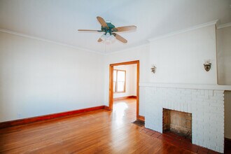 1467 Sabra Rd in Toledo, OH - Foto de edificio - Building Photo