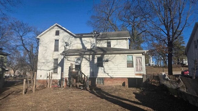 222 S Broadway St, Unit 3A in Havana, IL - Foto de edificio - Building Photo