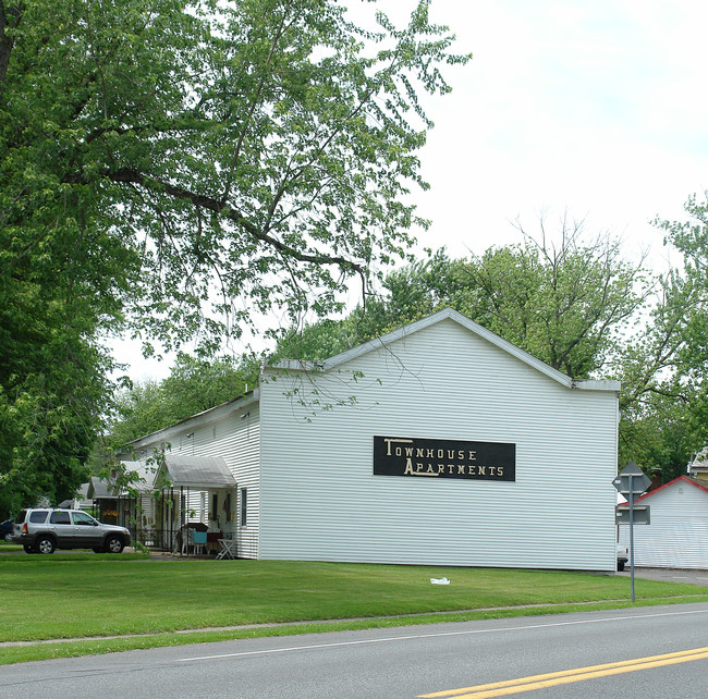 Townhouse Apartments in Coxsackie, NY - Building Photo - Building Photo