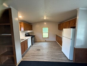 33 Rocky Top Ridge Rd in Brumley, MO - Building Photo - Building Photo