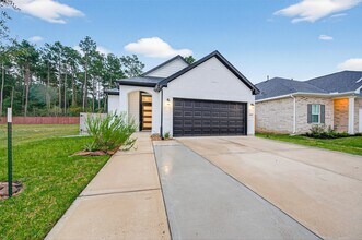 27228 Mockingbird Ter Ln in Magnolia, TX - Building Photo - Building Photo
