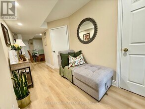 30 Colleen St in Markham, ON - Building Photo - Building Photo