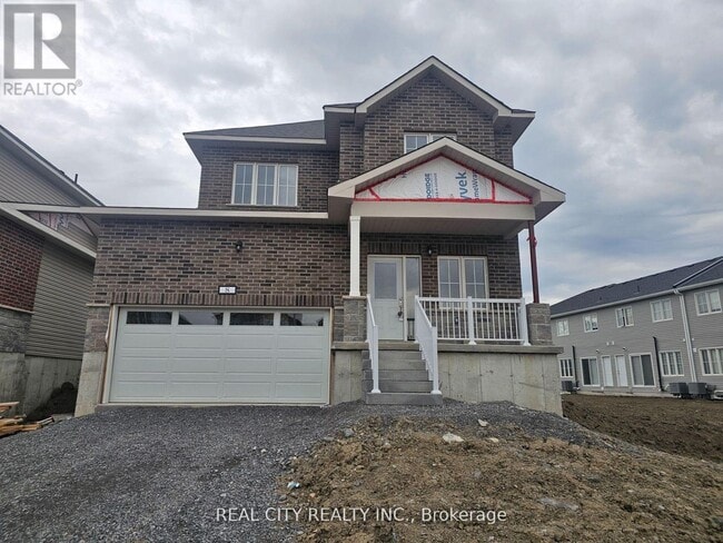 property at 8 Bradden Cres